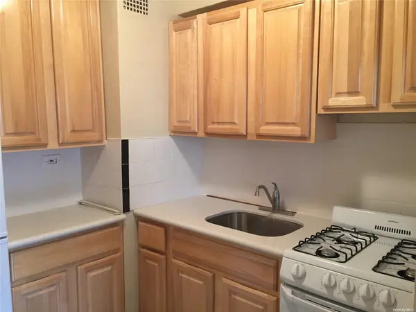 87-70 173rd ST #5G, Jamaica, NY 11432