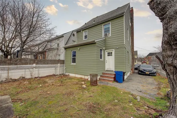 241-34 87th AVE, Bellerose, NY 11426