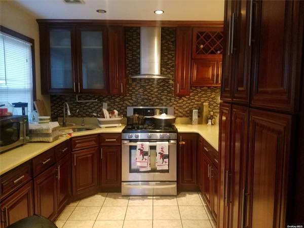95-11 95th ST, Ozone Park, NY 11416