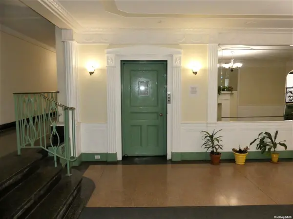 41-12 41 ST #2J, Sunnyside, NY 11104