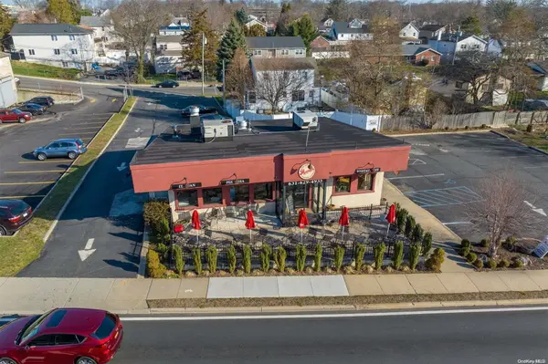 76 E Pulaski RD, Huntington Station, NY 11746