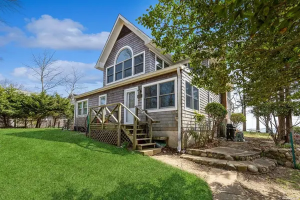 Address not disclosed, East Marion, NY 11939