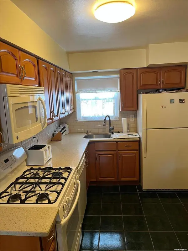 156 Juanita AVE, Freeport, NY 11520