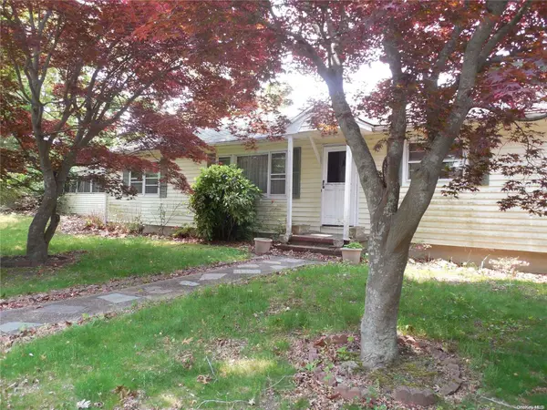 375 Factory AVE, Mattituck, NY 11952