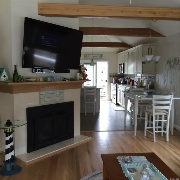 45 Beachwold, Seaview, NY 11770