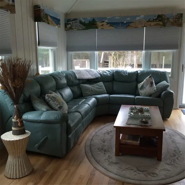 45 Beachwold, Seaview, NY 11770