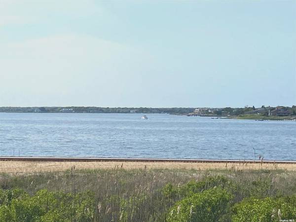 274 Dune RD #6, Westhampton Beach, NY 11978