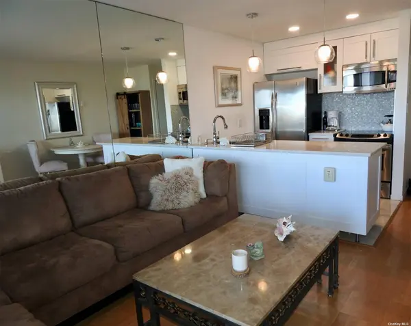 274 Dune RD #6, Westhampton Beach, NY 11978