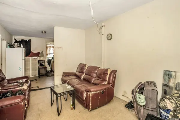 Address not disclosed, Brooklyn, NY 11233