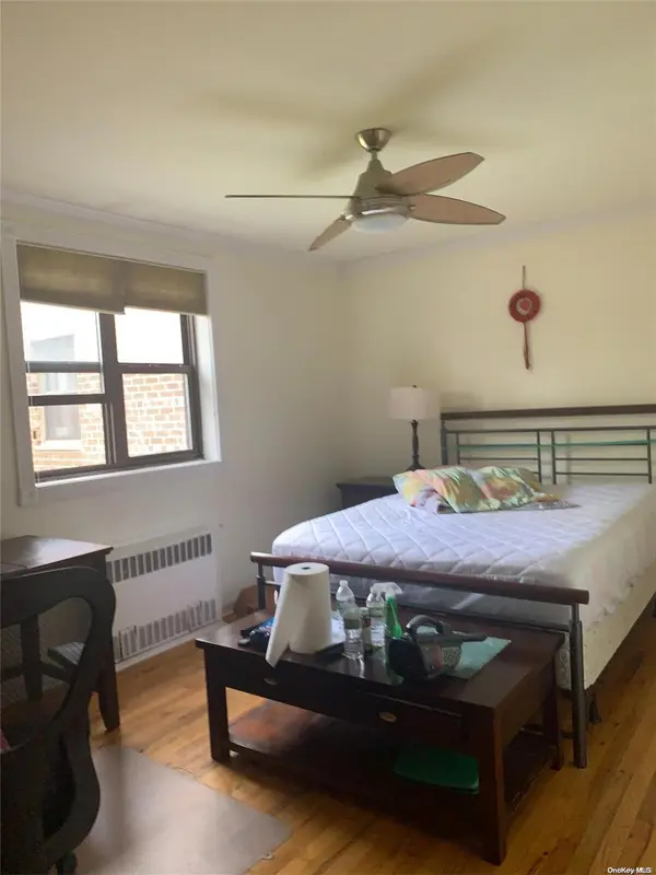190-05 39 Ave #142, Flushing, NY 11358