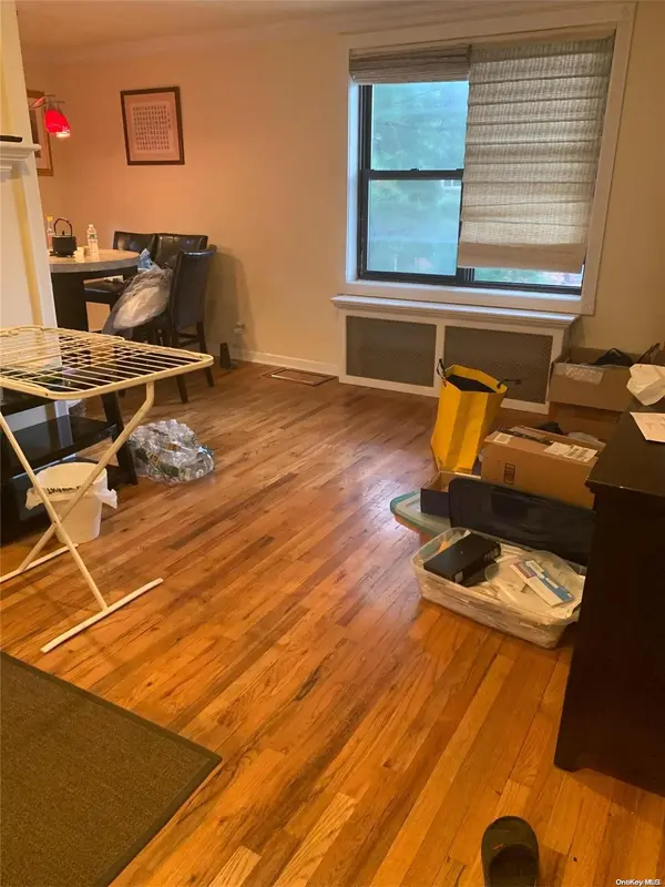 190-05 39 Ave #142, Flushing, NY 11358