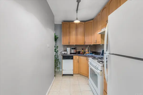 34-20 78th ST #2J, Jackson Heights, NY 11372