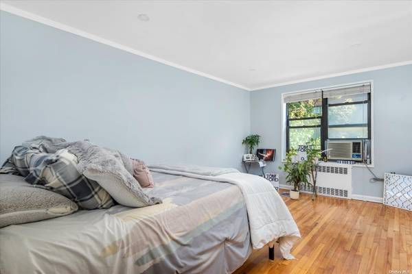34-20 78th ST #2J, Jackson Heights, NY 11372