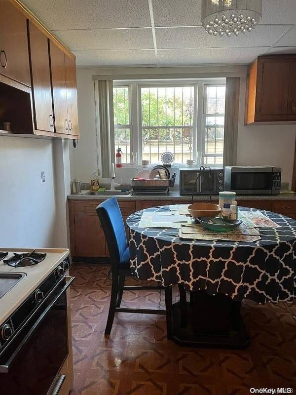 94-21 134th ST, Richmond Hill S., NY 11419