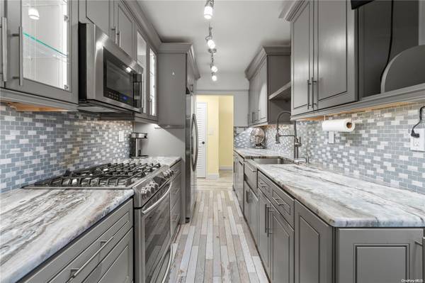 65-65 Wetherole ST #1W, Rego Park, NY 11374