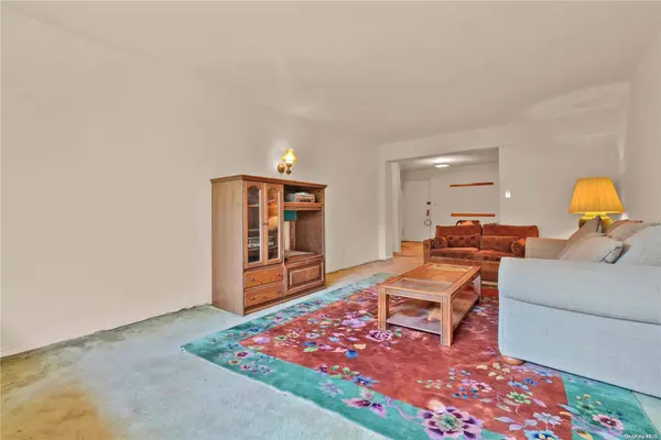 138-25 31 DR #2E, Flushing, NY 11354