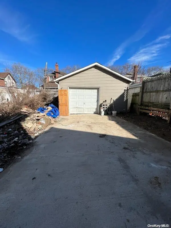 129-13 135th Place, South Ozone Park, NY 11420