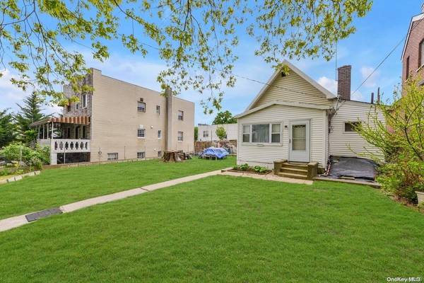 100-10 23rd AVE, East Elmhurst, NY 11369