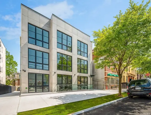 22-19 33rd ST #4B, Long Island City, NY 11105