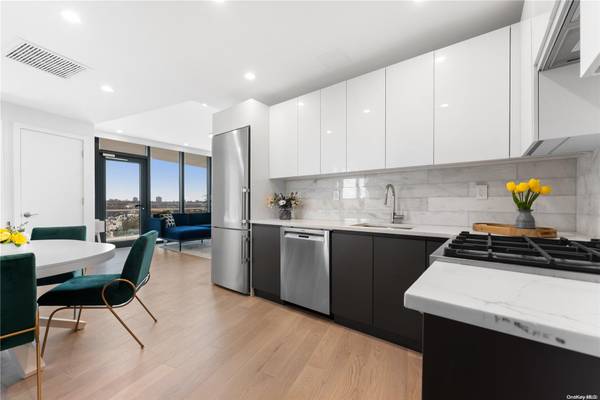 44-15 College Point BLVD #6D, Flushing, NY 11355