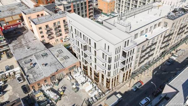 26-24 3rd ST, Astoria, NY 11102