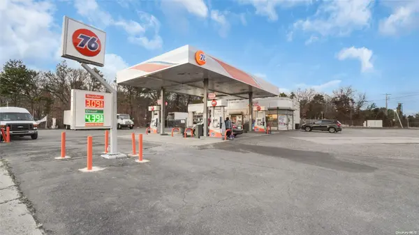 3821 Veterans Mem Hwy, Ronkonkoma, NY 11779