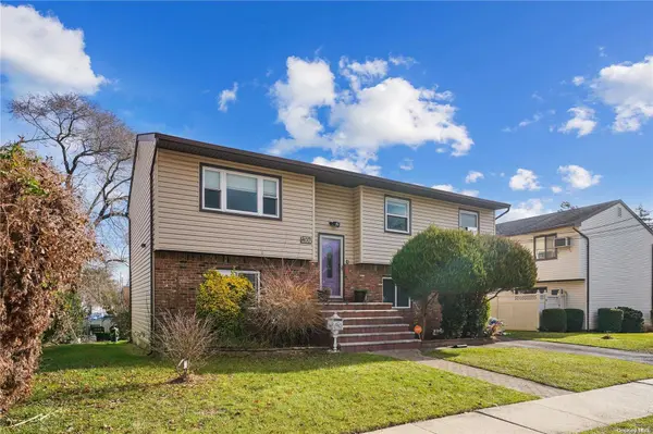 400 North Columbus A, Freeport, NY 11520