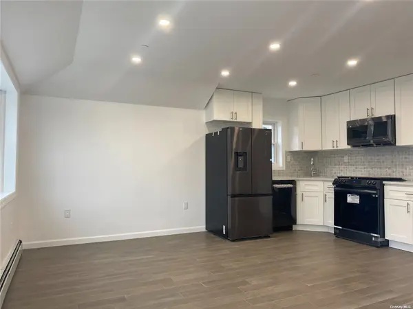 99-10 218 ST, Queens Village, NY 11429