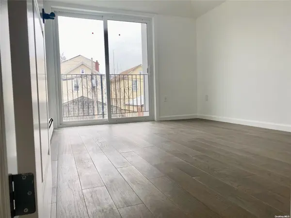 99-10 218 ST, Queens Village, NY 11429