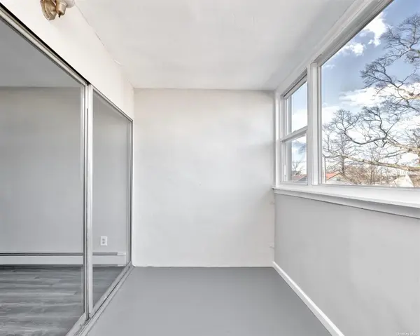 222 Smith ST #3C, Freeport, NY 11520