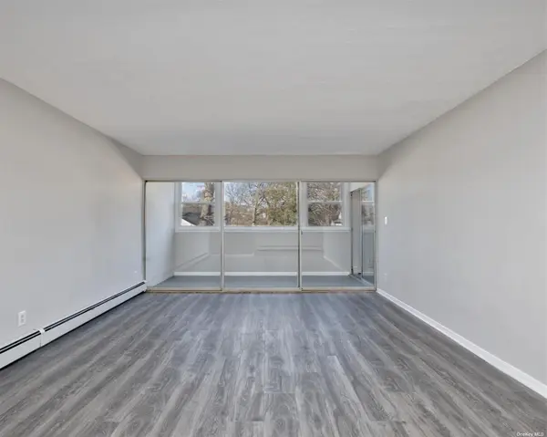 222 Smith ST #3C, Freeport, NY 11520