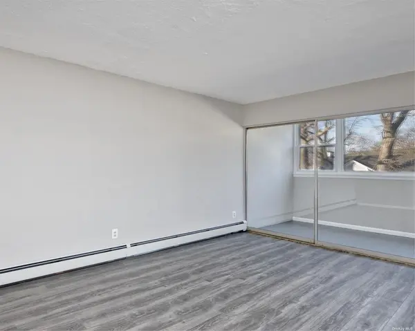 222 Smith ST #3C, Freeport, NY 11520