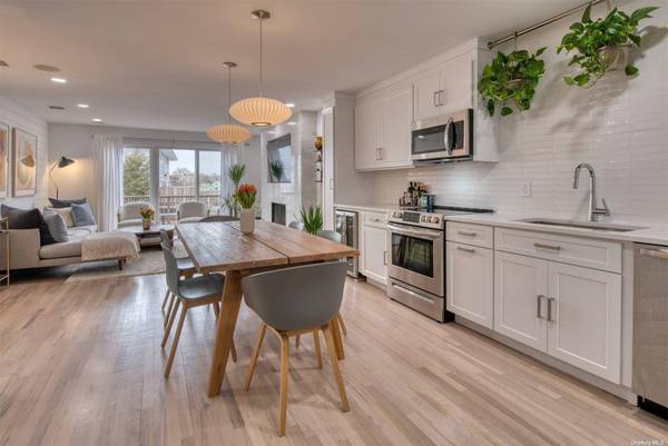 3029 Mitchell RD, Westhampton Beach, NY 11978