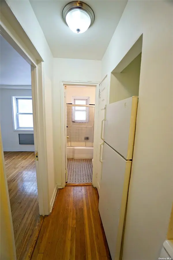66-92 Selfridge ST #1E, Forest Hills, NY 11375