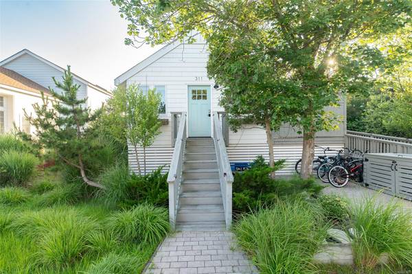 311 Wilmot RD, Ocean Beach, NY 11770