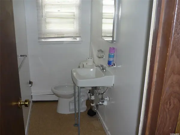 1449 Grand AVE, North Baldwin, NY 11510