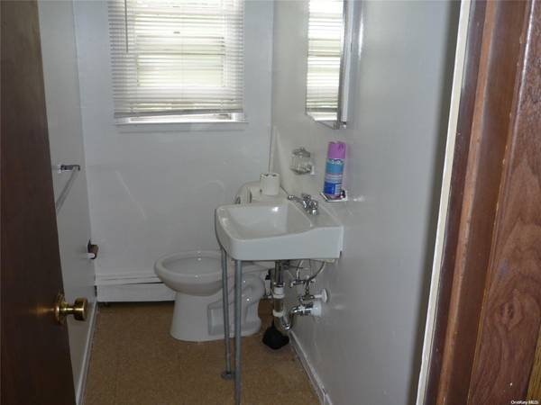 1449 Grand AVE, North Baldwin, NY 11510