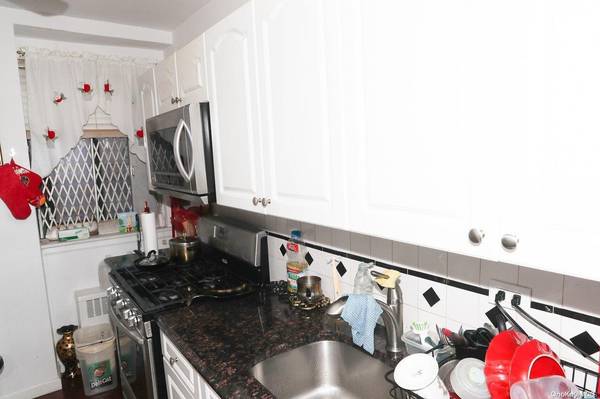 87-30 204 ST #A61, Hollis, NY 11423