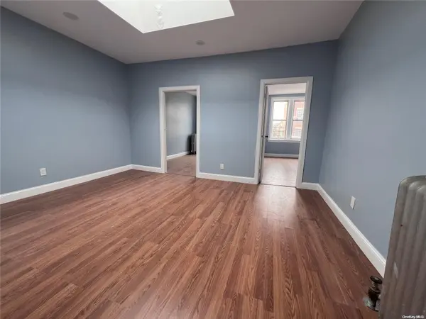 35-10 103rd ST, Corona, NY 11368