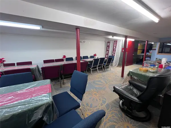 230-04 S Conduit AVE, Springfield Gardens, NY 11413