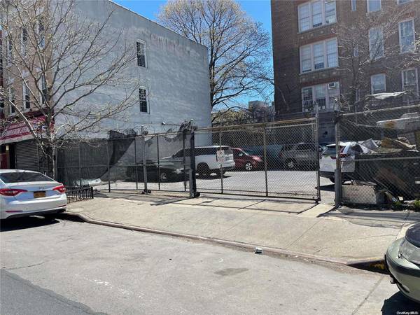 141 Pennsylvania AVE, Brooklyn, NY 11207