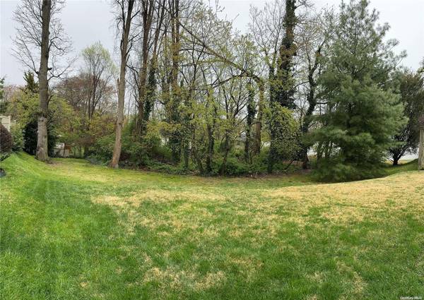 159A Copiague PL, Copiague, NY 11726