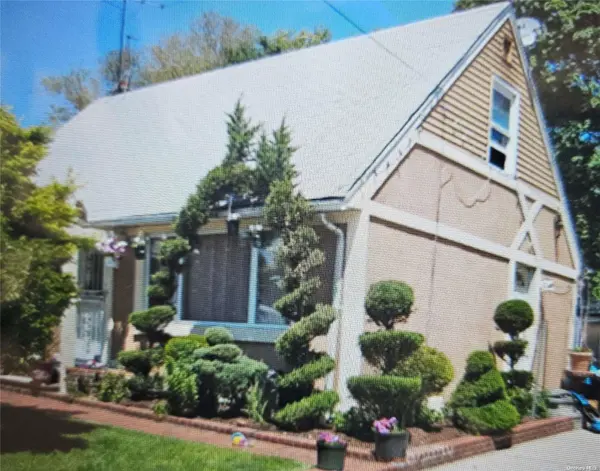 Address not disclosed, Freeport, NY 11520
