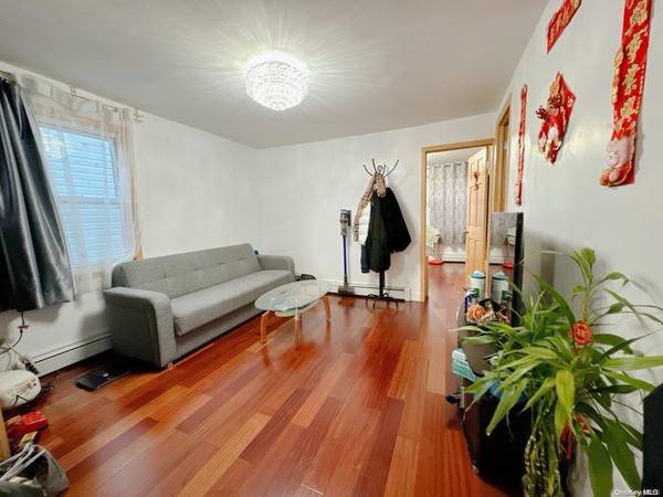 159-08 59th AVE, Fresh Meadows, NY 11365