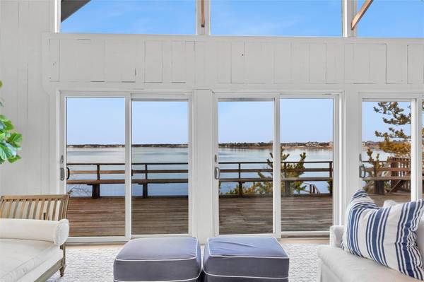298 DUNE RD, Westhampton Beach, NY 11978