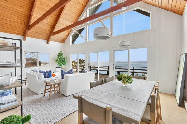 298 DUNE RD, Westhampton Beach, NY 11978