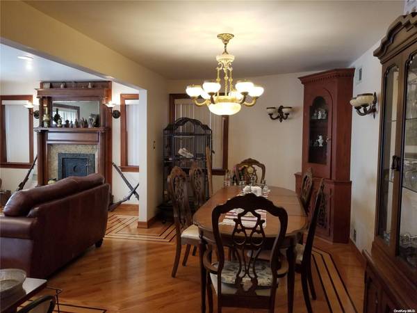 40-11 157th ST, Flushing, NY 11354