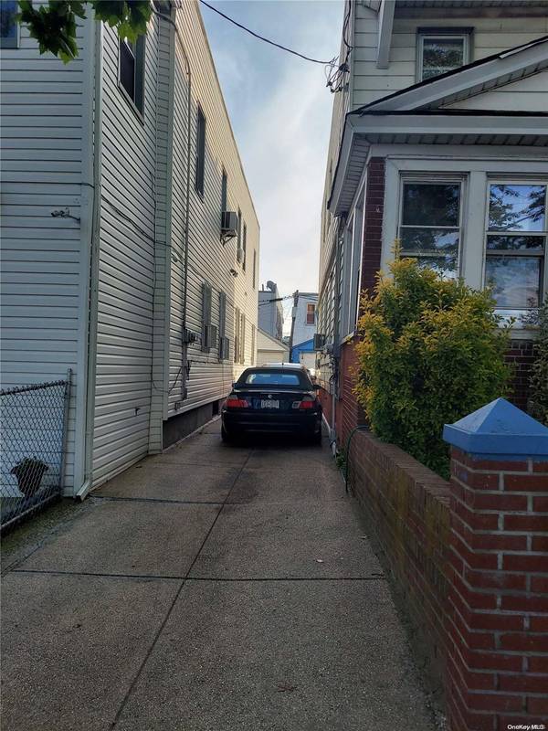 104-54 Lefferts BLVD, Jamaica, NY 11419