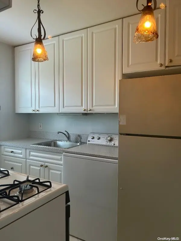 17-45 160th ST #5-65, Whitestone, NY 11357