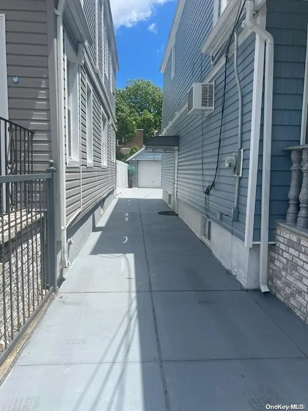 114-09 127th ST, South Ozone Park, NY 11420